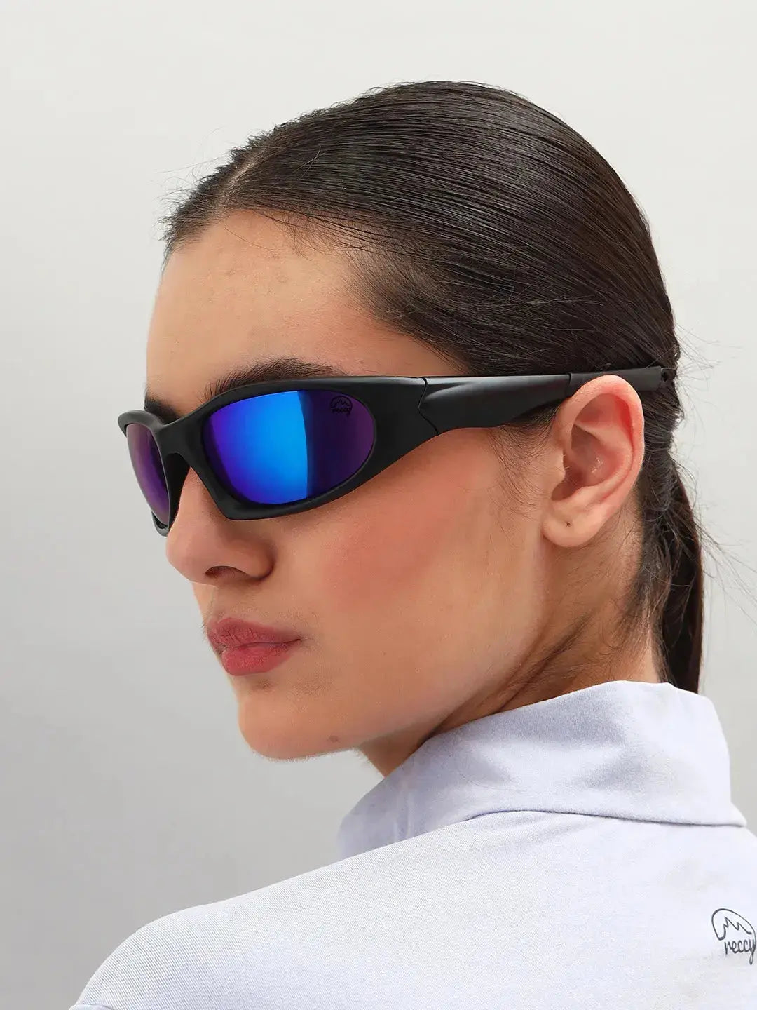 https://cdn.shopify.com/s/files/1/0518/1872/5569/files/01-03-2025--kristina00276.webp?v=1772636870