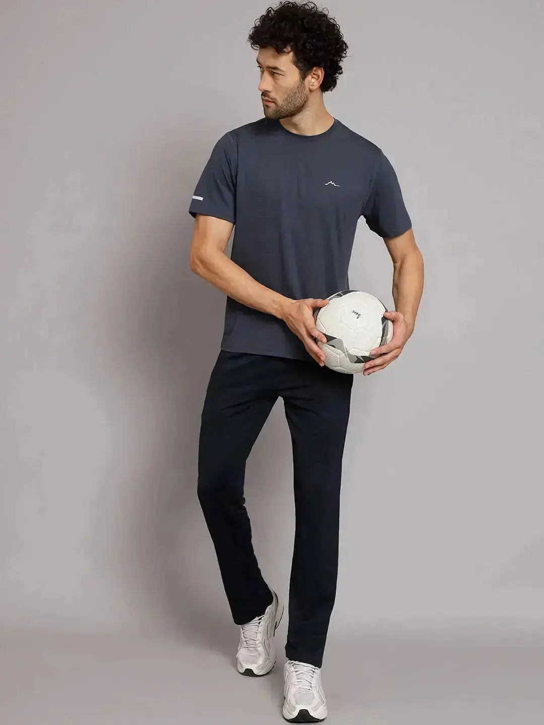 https://cdn.shopify.com/s/files/1/0518/1872/5569/files/11-05-2023-Michael00379.webp?v=1774862334