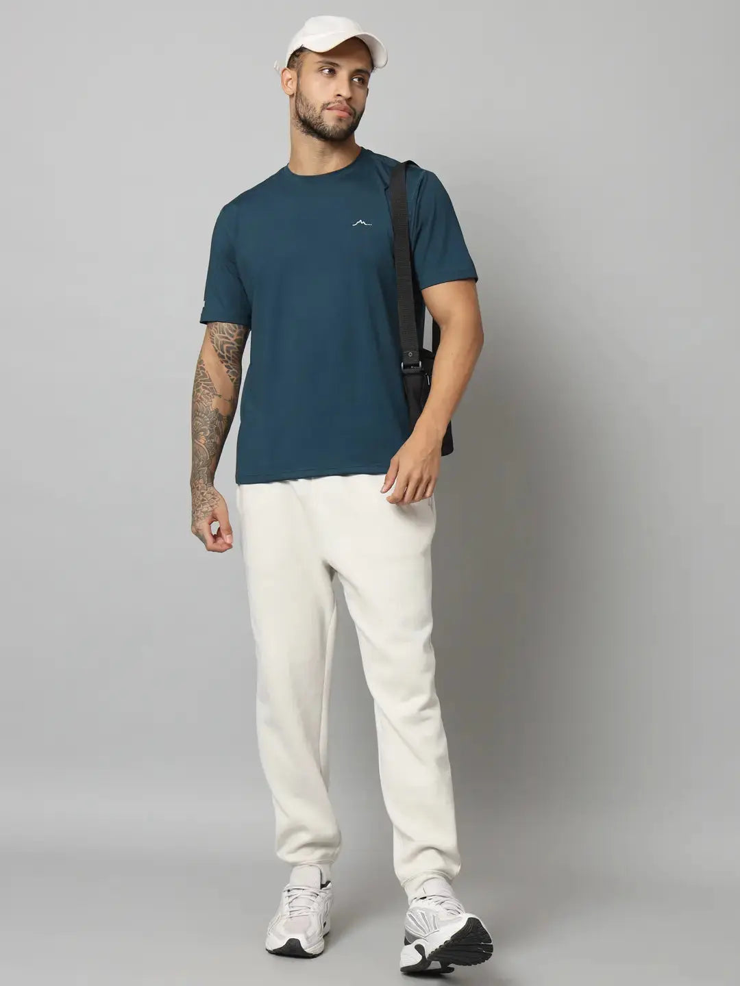 https://cdn.shopify.com/s/files/1/0518/1872/5569/files/14-11-2023_douglas14739.webp?v=1774862334