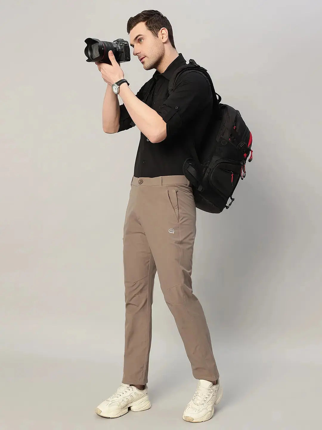 https://cdn.shopify.com/s/files/1/0518/1872/5569/files/6._NLP_-_BEIGE_-_MODEL_WITH_CAMERA.webp?v=1772713133