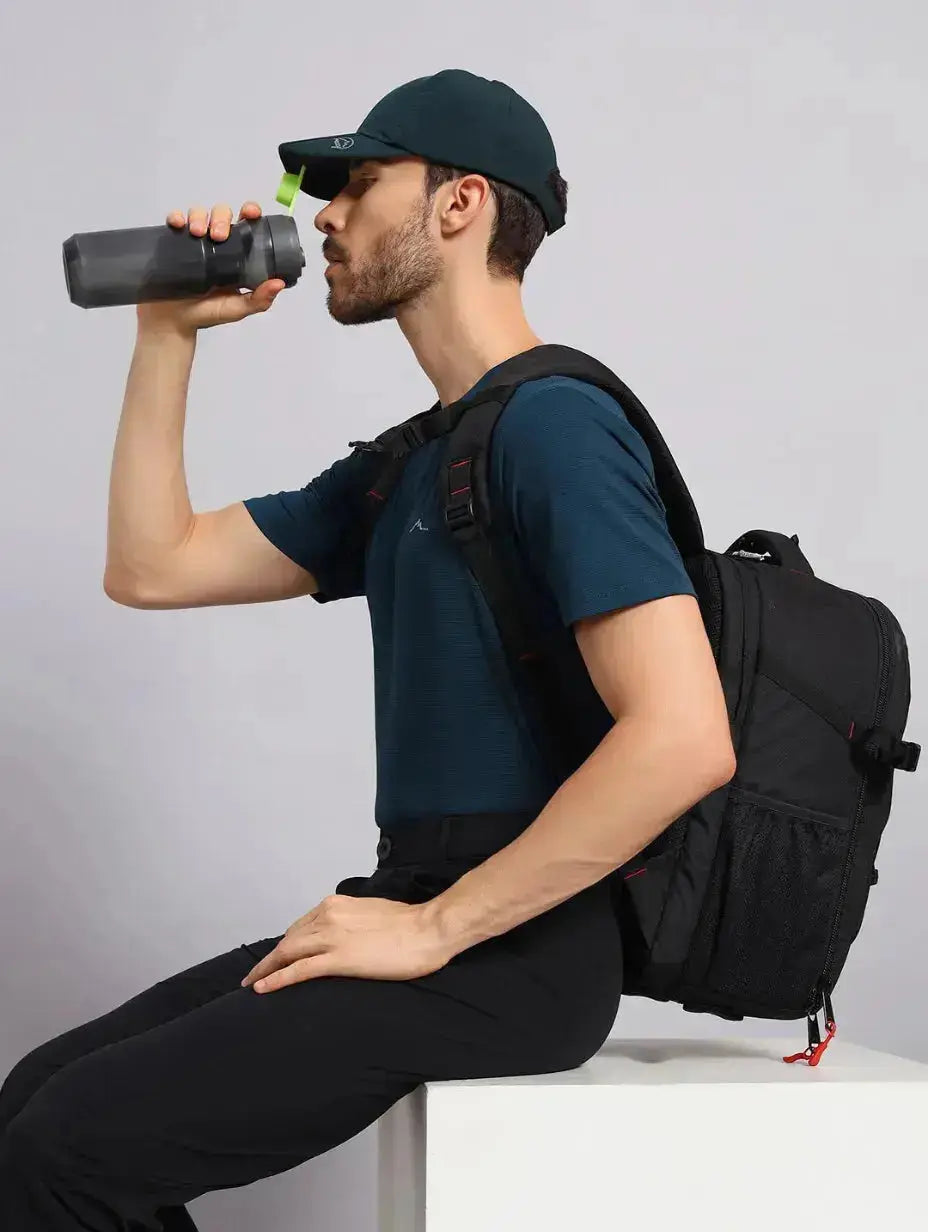 https://cdn.shopify.com/s/files/1/0518/1872/5569/files/Bottle_Green.webp?v=1772637191