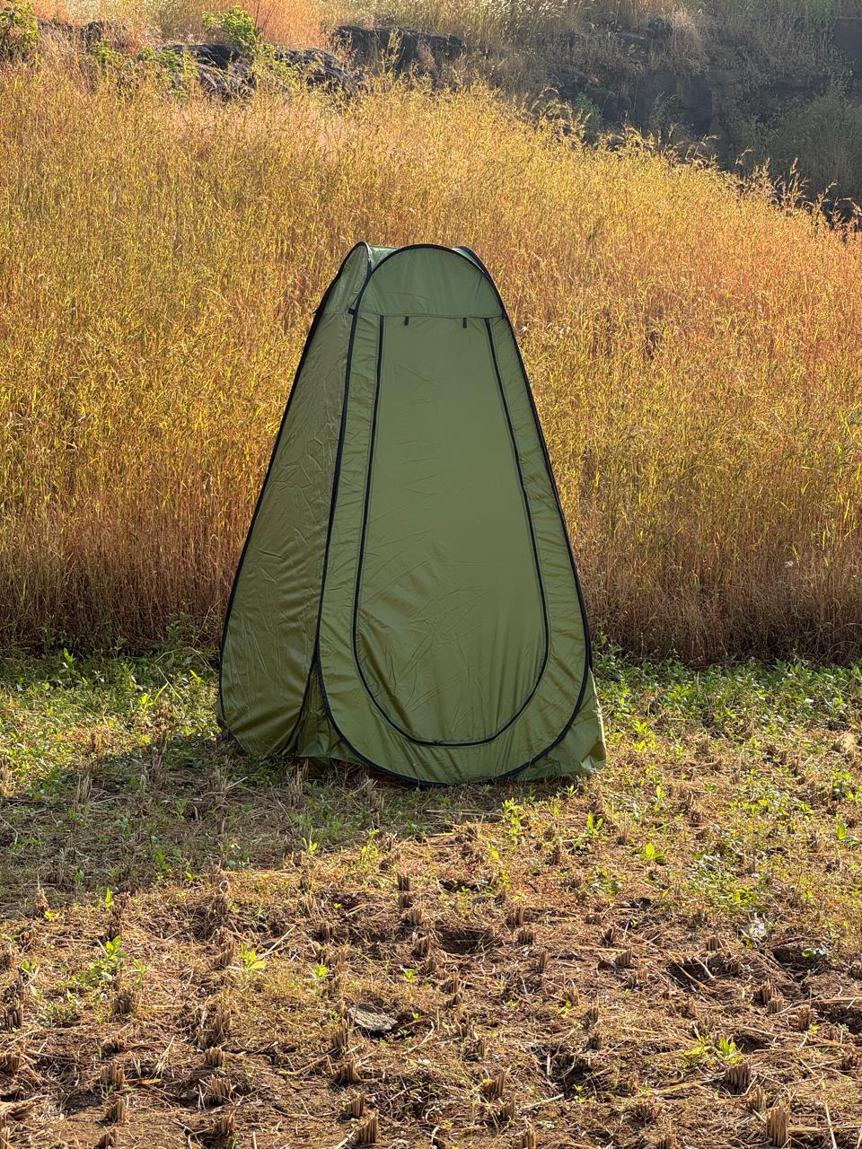 Changing-Tent-in-oudoor-setting