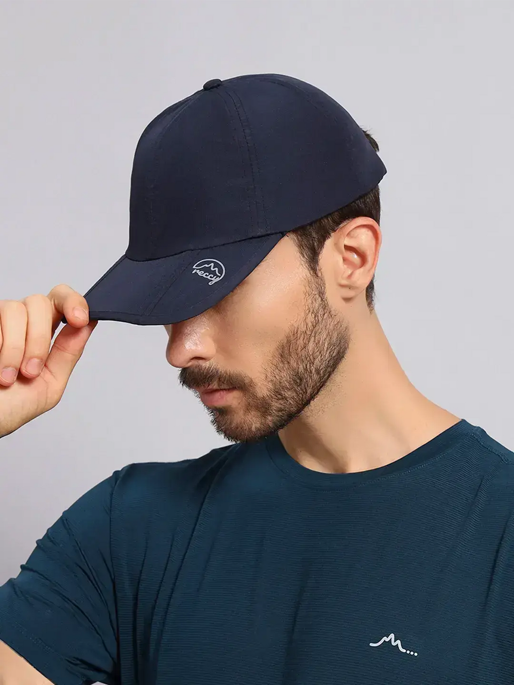 https://cdn.shopify.com/s/files/1/0518/1872/5569/files/Closeup_Navy.webp?v=1772637191
