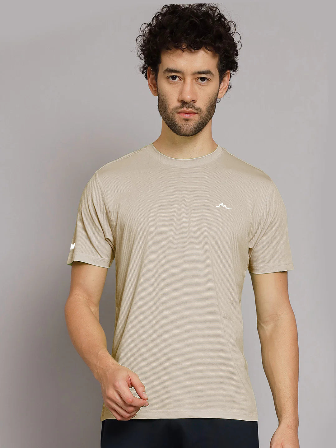 https://cdn.shopify.com/s/files/1/0518/1872/5569/files/Mens_Ultralight_Sandshell_2.webp?v=1774862334