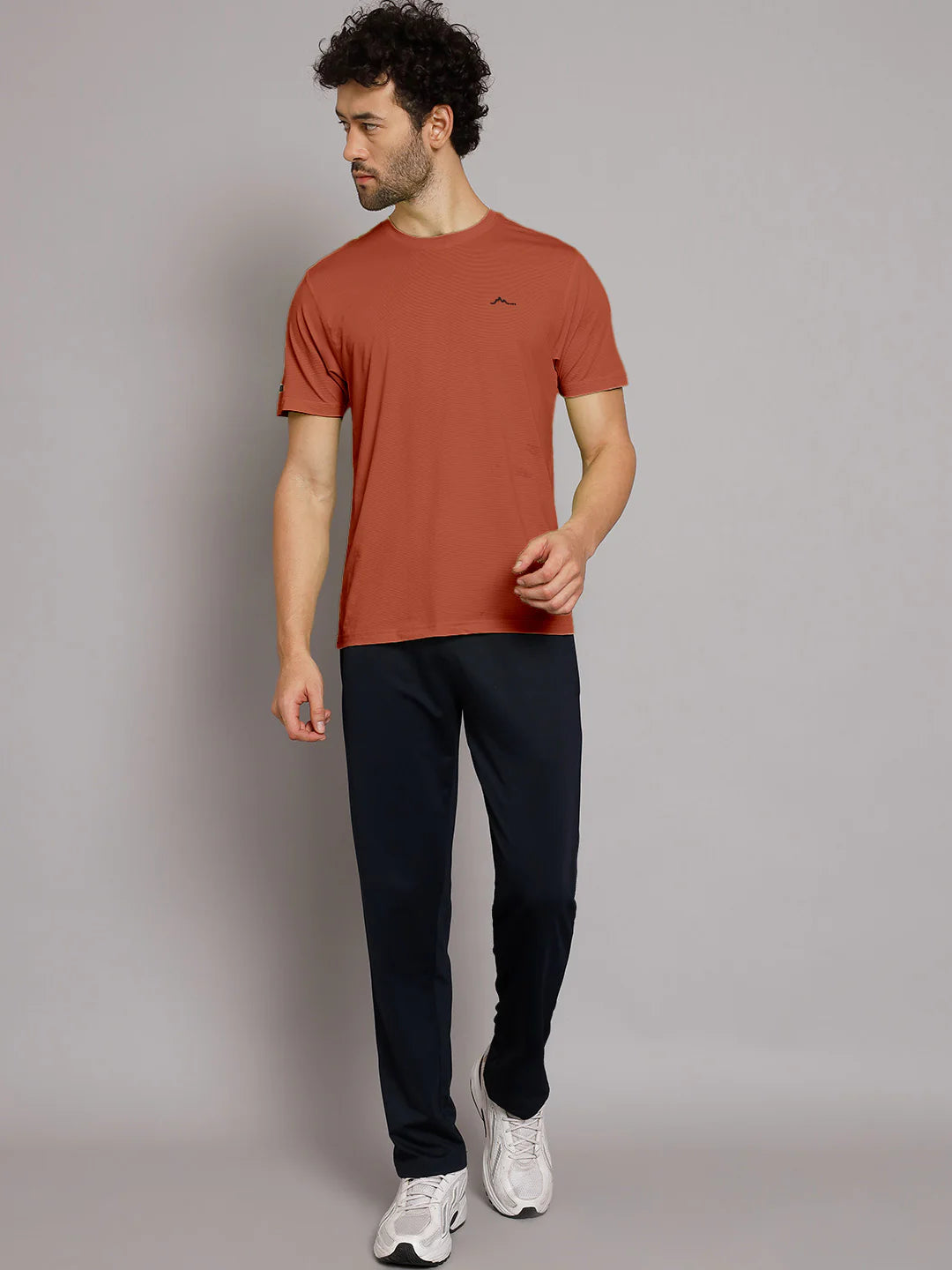 https://cdn.shopify.com/s/files/1/0518/1872/5569/files/Mens_Ultralight_Sunset_8.webp?v=1774862334