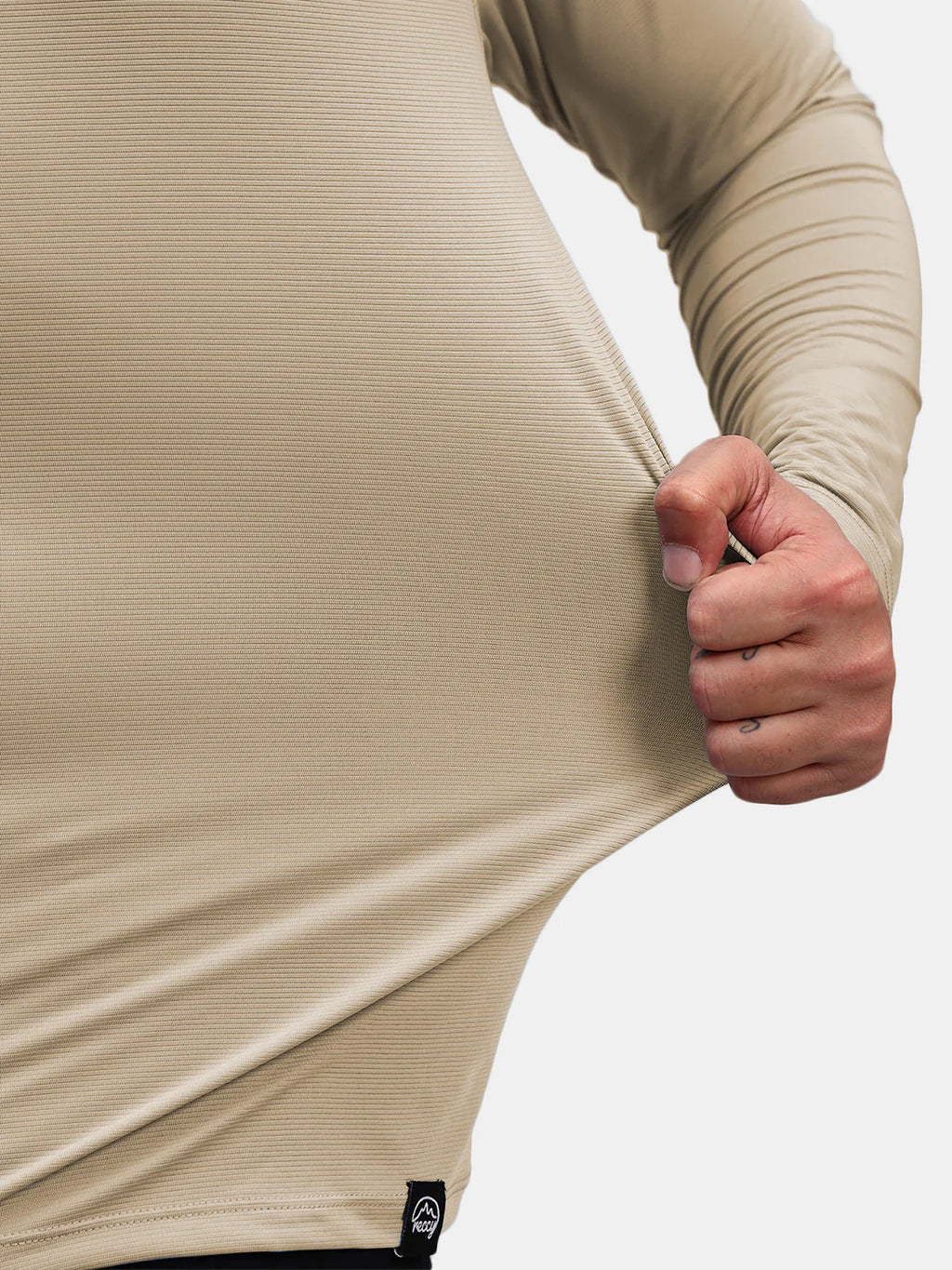 https://cdn.shopify.com/s/files/1/0518/1872/5569/files/Ultralight_Lng_Sleeve_-_Sandshell_3.webp?v=1773225173