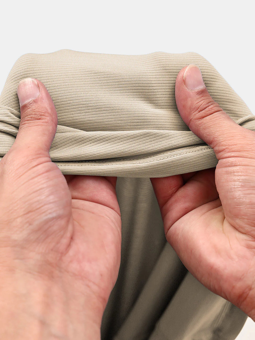 https://cdn.shopify.com/s/files/1/0518/1872/5569/files/Ultralight_Lng_Sleeve_-_Sandshell_7.webp?v=1773225614