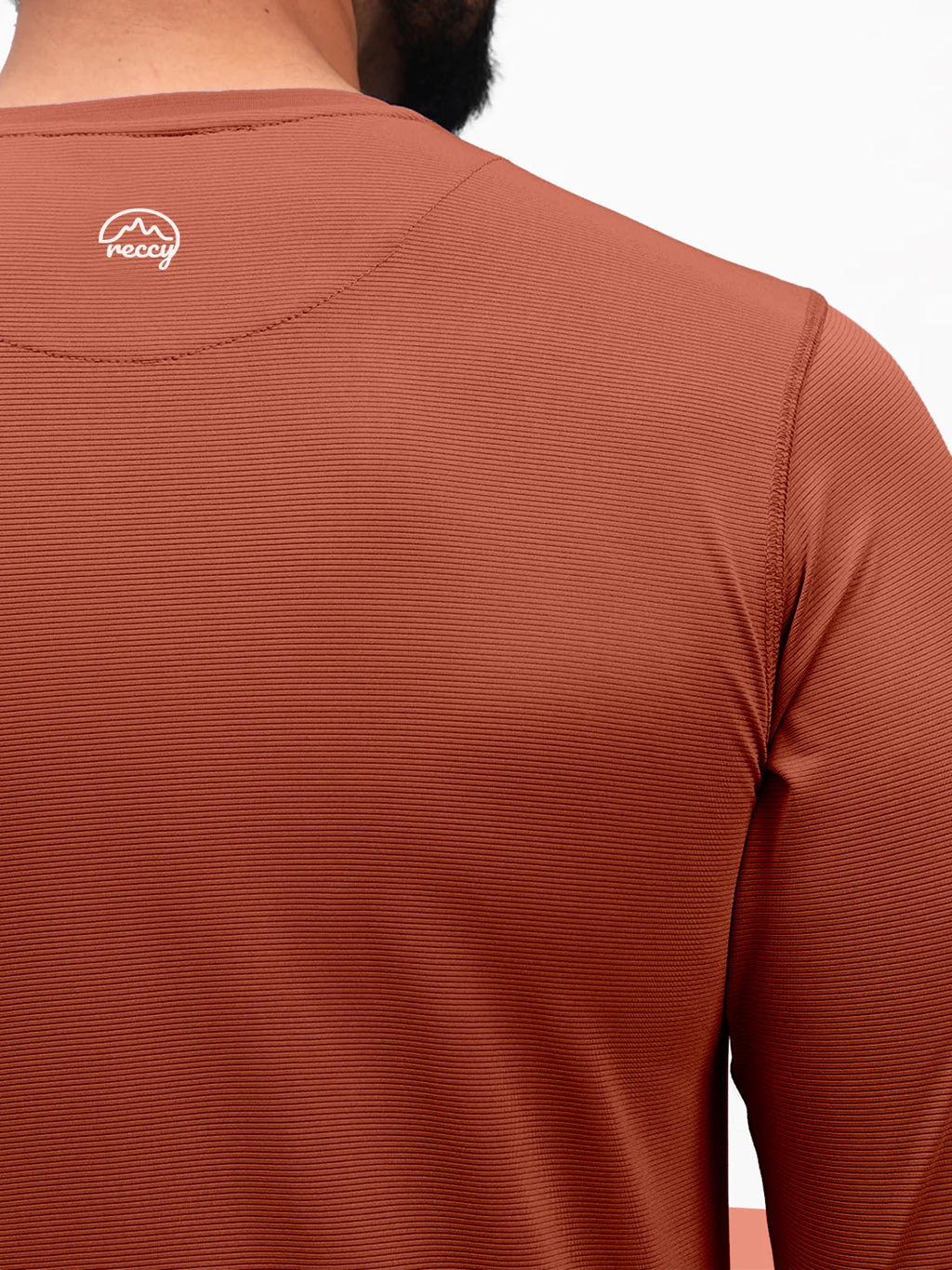 https://cdn.shopify.com/s/files/1/0518/1872/5569/files/Ultralight_Lng_Sleeve_-_Sunset_4.webp?v=1773225614