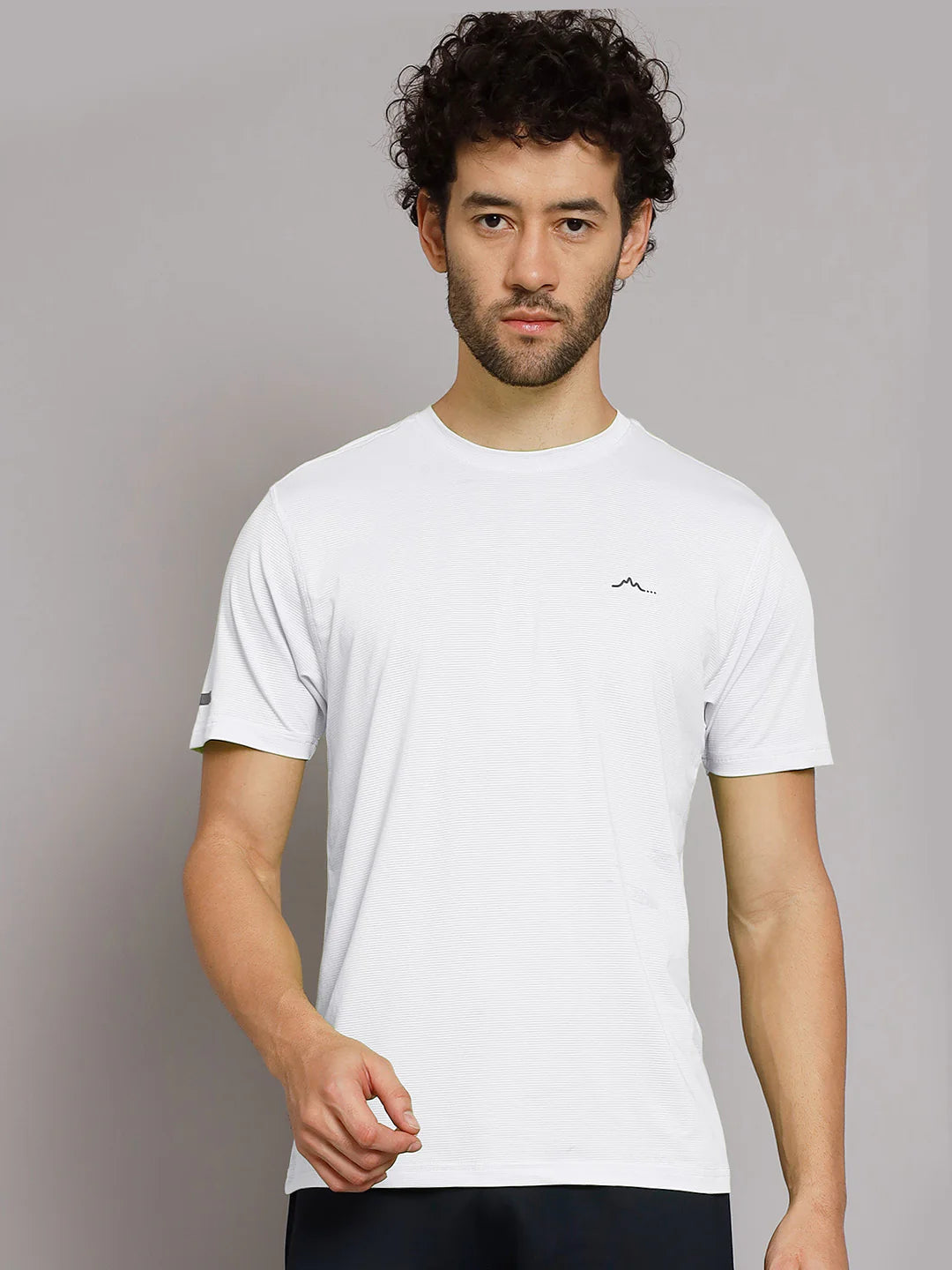 https://cdn.shopify.com/s/files/1/0518/1872/5569/files/Ultralight_Tshirt_White_1.webp?v=1774862334