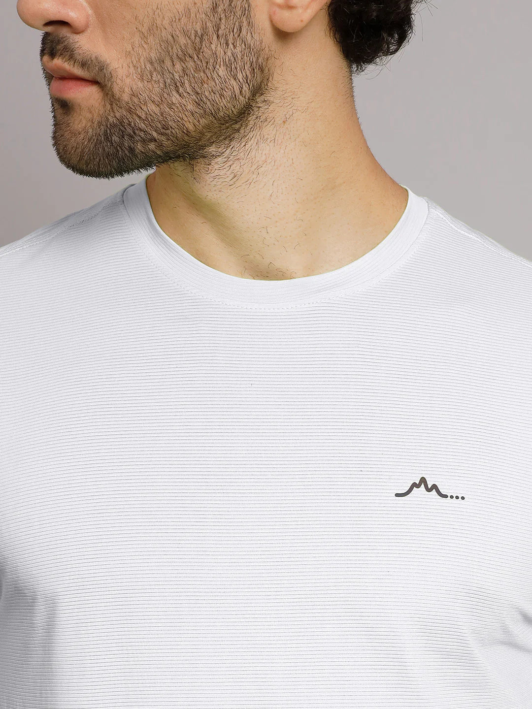 https://cdn.shopify.com/s/files/1/0518/1872/5569/files/Ultralight_Tshirt_White_6.webp?v=1774862334