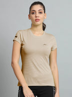 https://cdn.shopify.com/s/files/1/0518/1872/5569/files/Womens_Ultralight_-_Sandshell_2.webp?v=1774860422