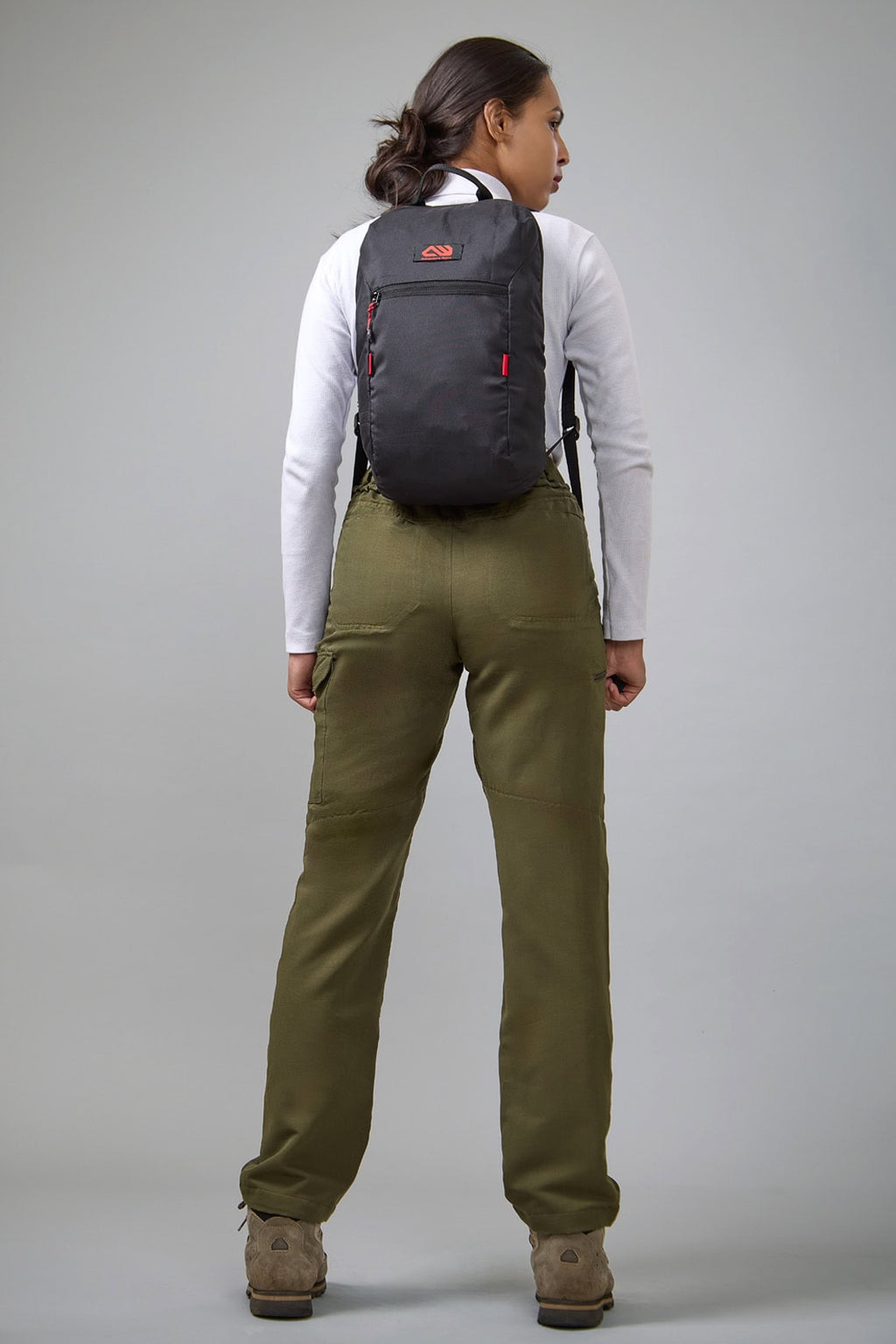 Adventure Worx Tosh 8L
