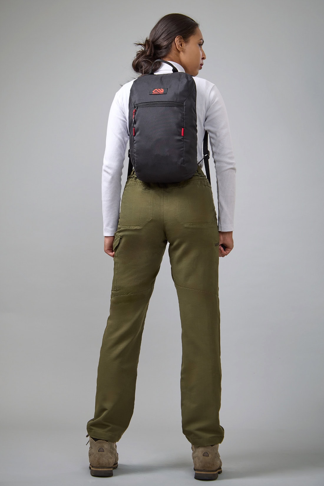 Adventure Worx Tosh 8L