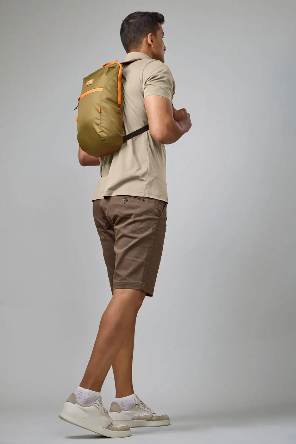 Adventure Worx Tosh 8L