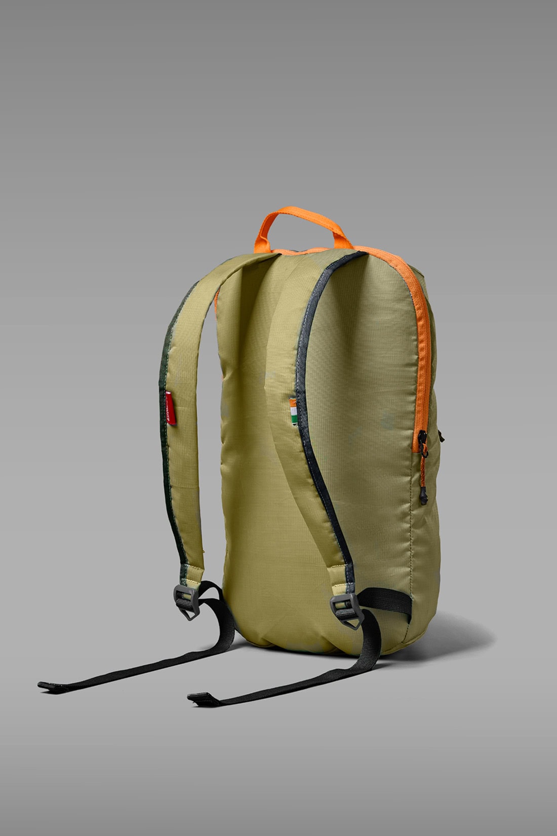 Adventure Worx Tosh 8L